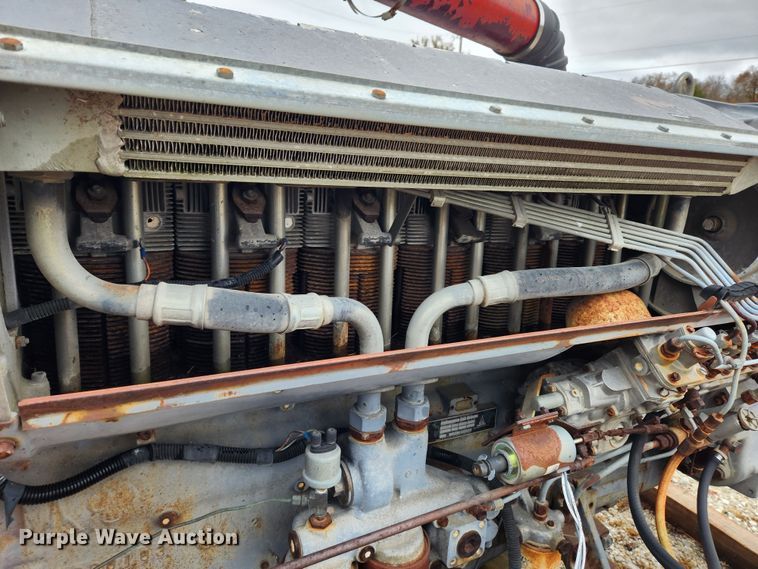 image for item JB9795 Deutz  engine