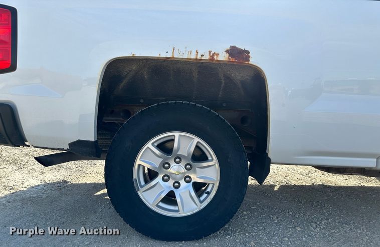 image for item JD9174 2015 Chevrolet Silverado 1500  Double Cab pickup truck