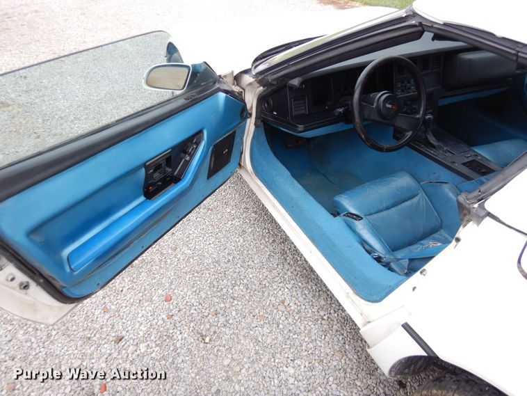 image for item JK9036 1988 Chevrolet Corvette  convertible