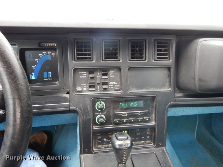 image for item JK9036 1988 Chevrolet Corvette  convertible