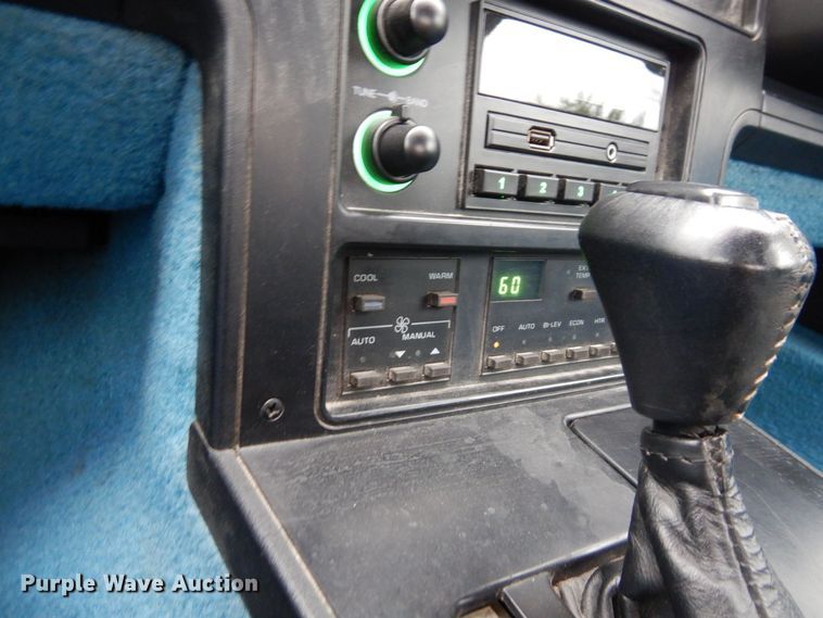 image for item JK9036 1988 Chevrolet Corvette  convertible