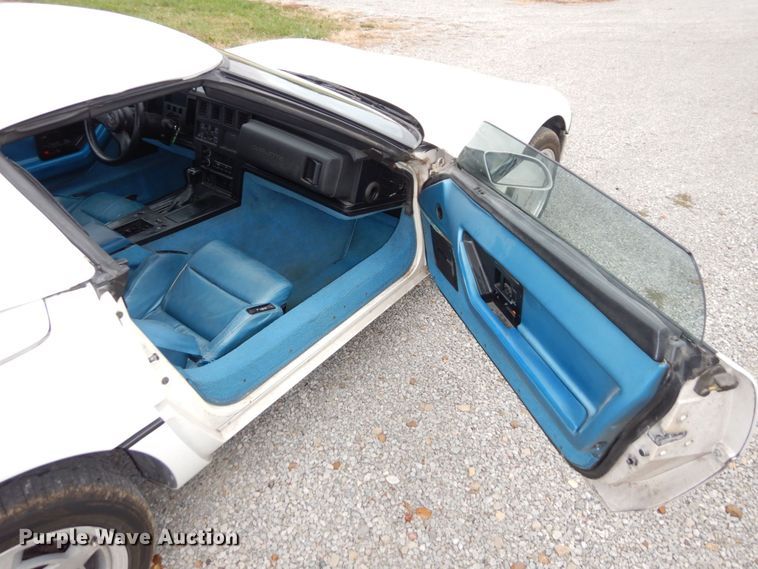 image for item JK9036 1988 Chevrolet Corvette  convertible