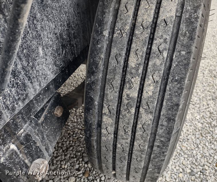 image for item JK9049 2018 PJ CC202  utility trailer