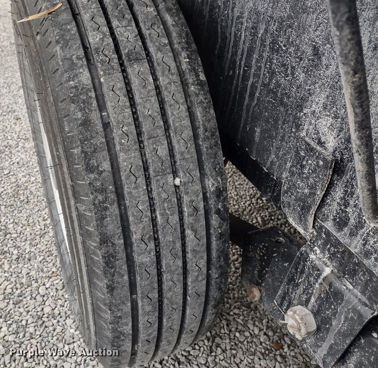 image for item JK9049 2018 PJ CC202  utility trailer