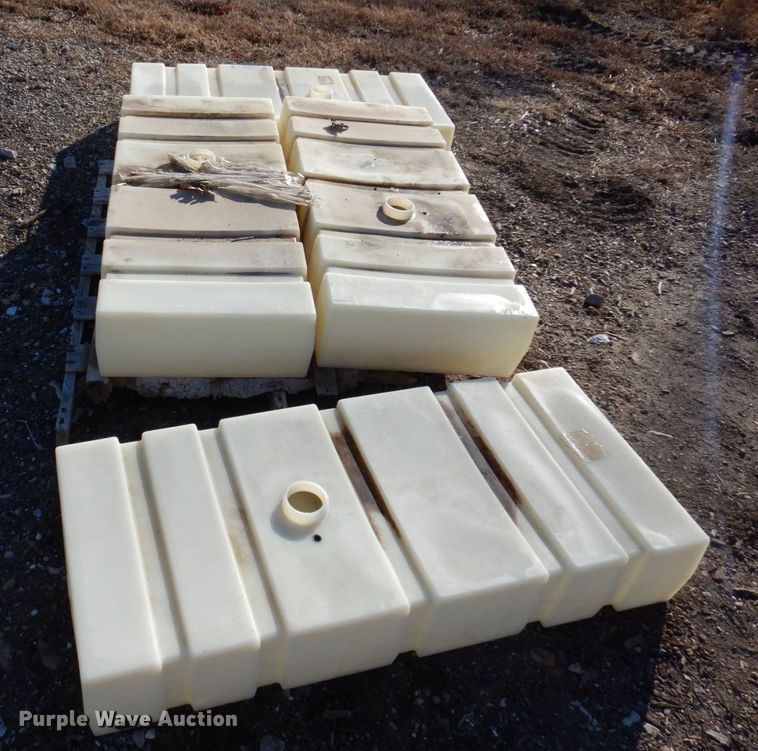 image for item JL9778 (4) poly tanks