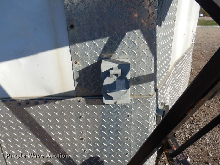 image for item JL9779 2013 Diamond  splice trailer