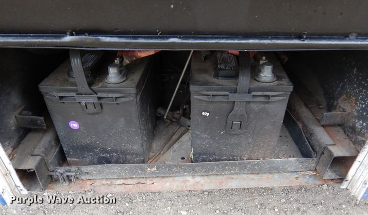 image for item JL9780 1997 Ford E450  shuttle bus