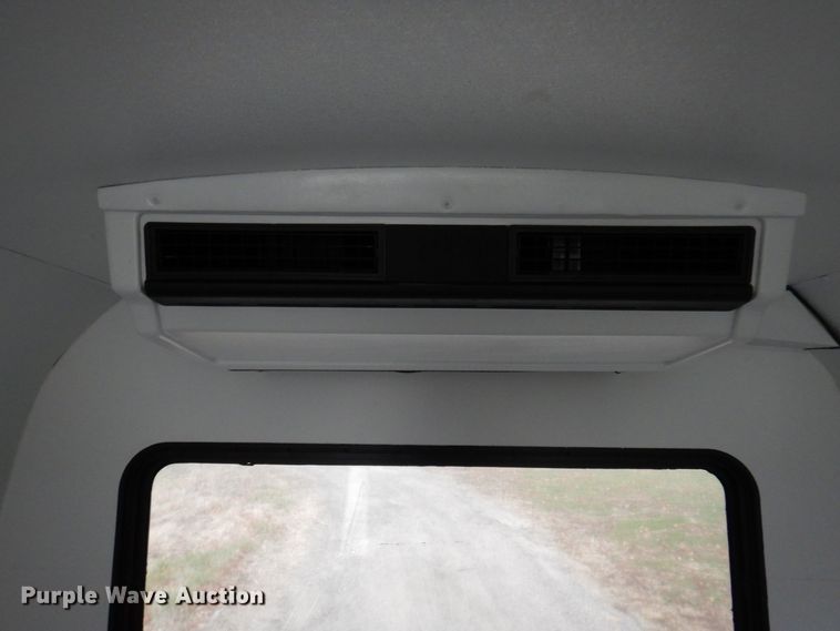 image for item JL9780 1997 Ford E450  shuttle bus