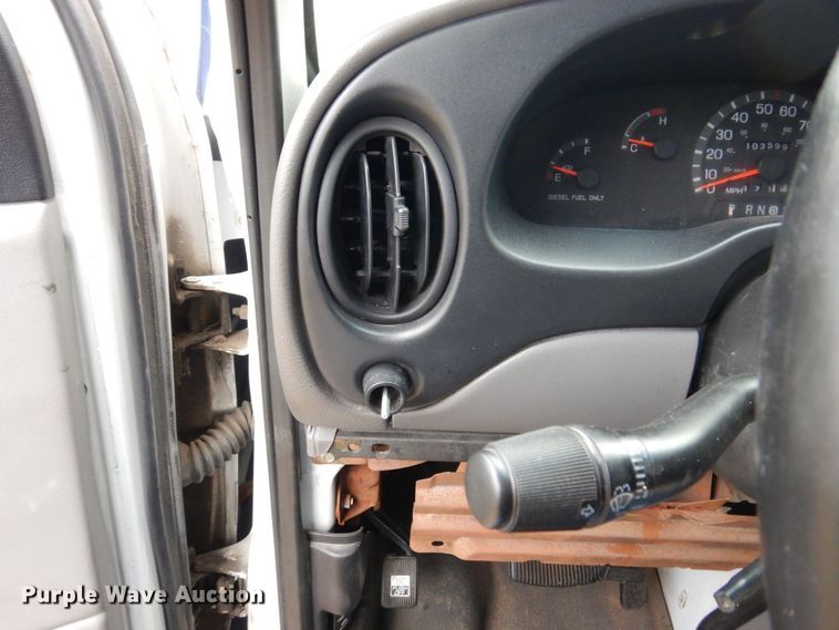 image for item JL9780 1997 Ford E450  shuttle bus