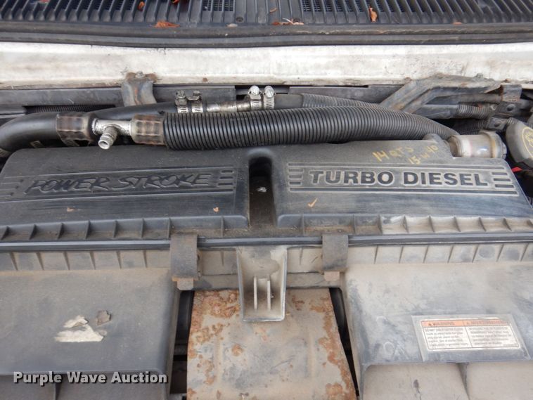 image for item JL9780 1997 Ford E450  shuttle bus