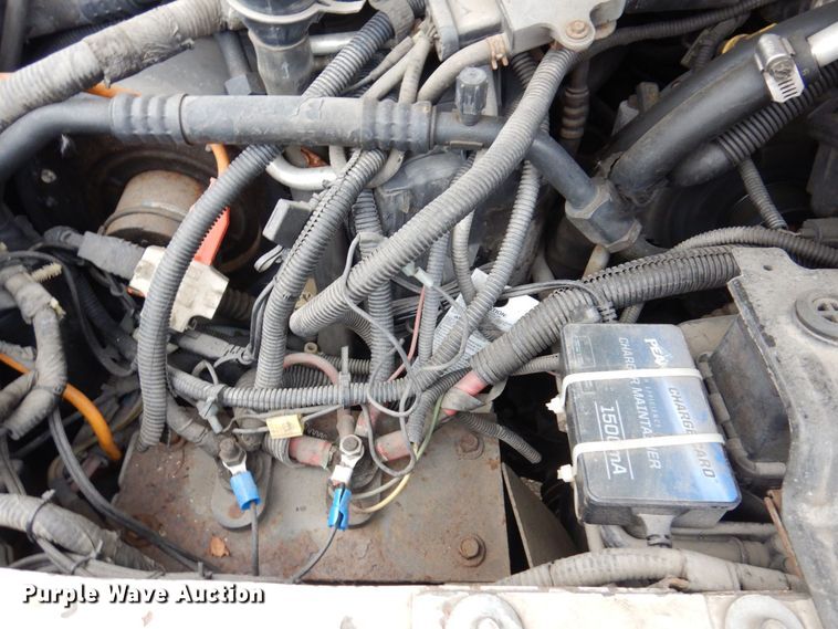 image for item JL9780 1997 Ford E450  shuttle bus