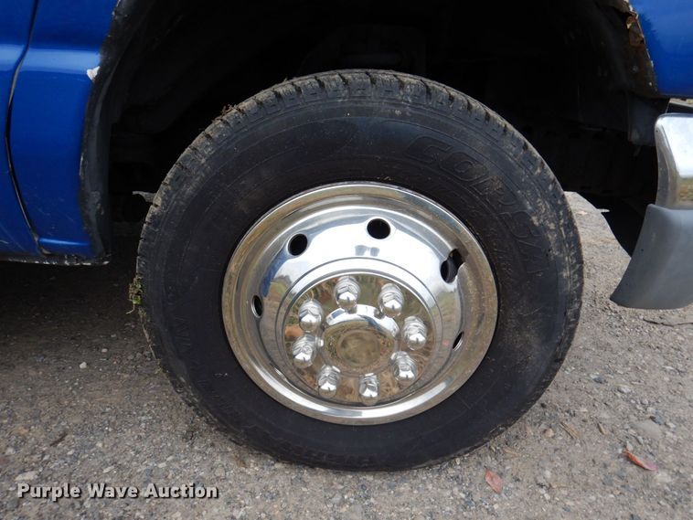 image for item JL9780 1997 Ford E450  shuttle bus