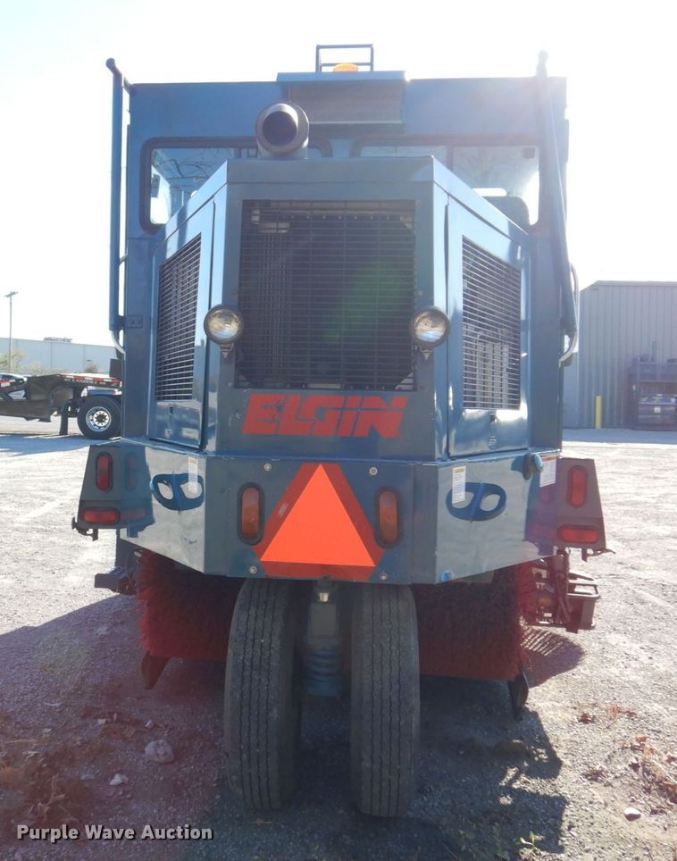 image for item JL9781 1995 Elgin Pelican Series P  street sweeper