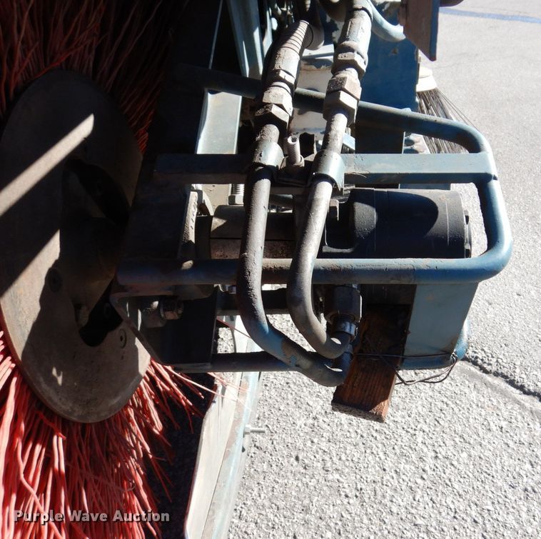 image for item JL9781 1995 Elgin Pelican Series P  street sweeper