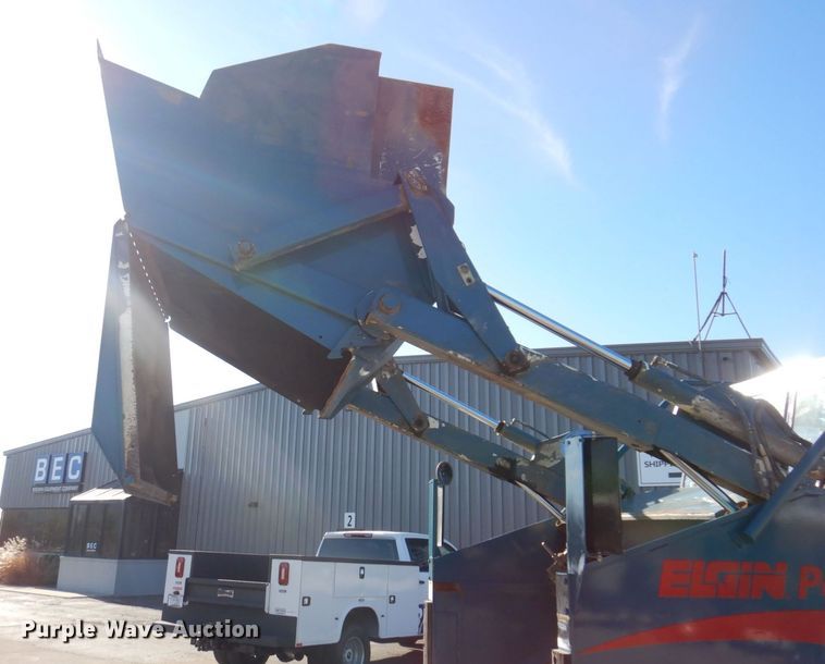 image for item JL9781 1995 Elgin Pelican Series P  street sweeper