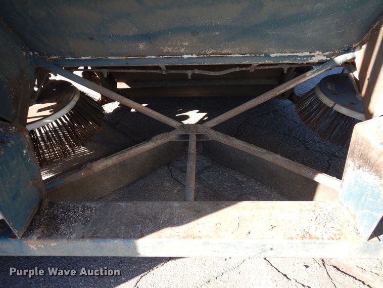 image for item JL9781 1995 Elgin Pelican Series P  street sweeper