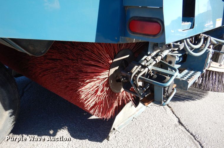 image for item JL9781 1995 Elgin Pelican Series P  street sweeper