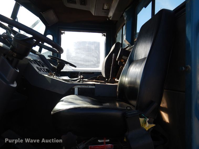 image for item JL9781 1995 Elgin Pelican Series P  street sweeper