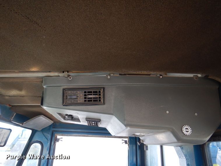 image for item JL9781 1995 Elgin Pelican Series P  street sweeper