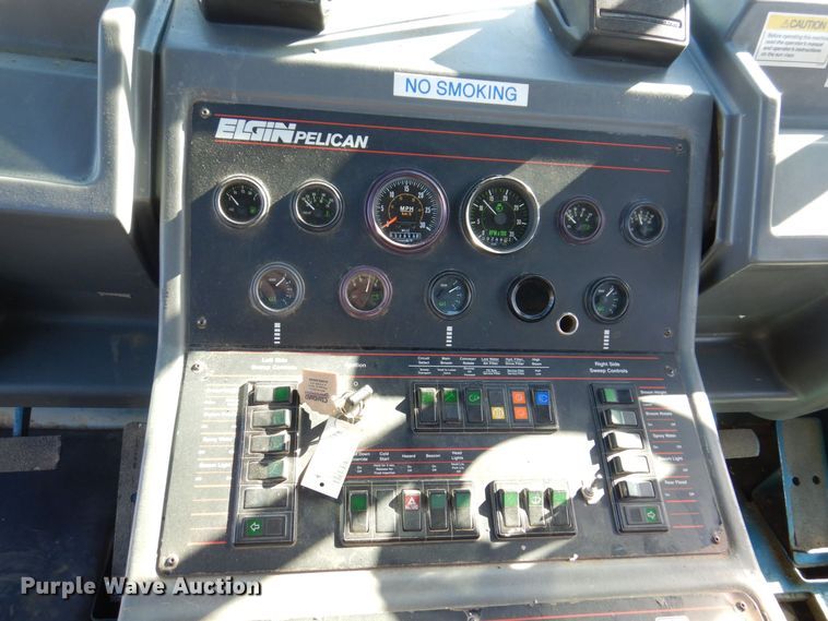 image for item JL9781 1995 Elgin Pelican Series P  street sweeper