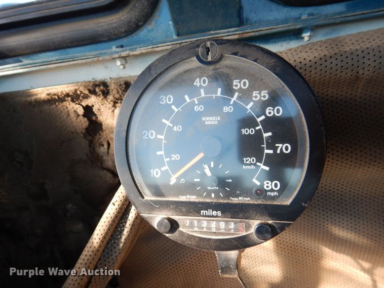 image for item JL9781 1995 Elgin Pelican Series P  street sweeper