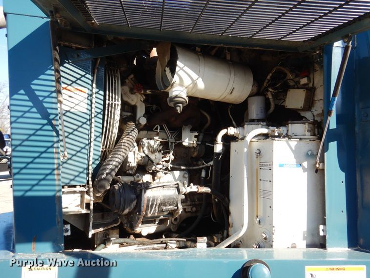 image for item JL9781 1995 Elgin Pelican Series P  street sweeper