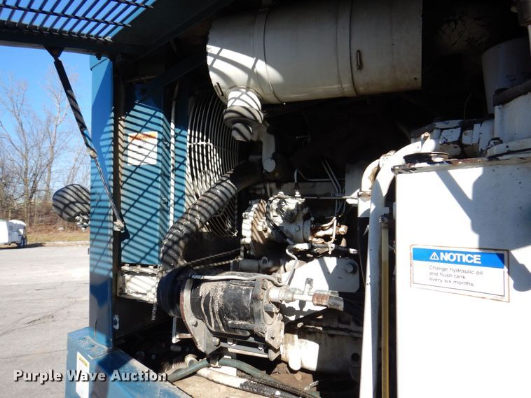 image for item JL9781 1995 Elgin Pelican Series P  street sweeper