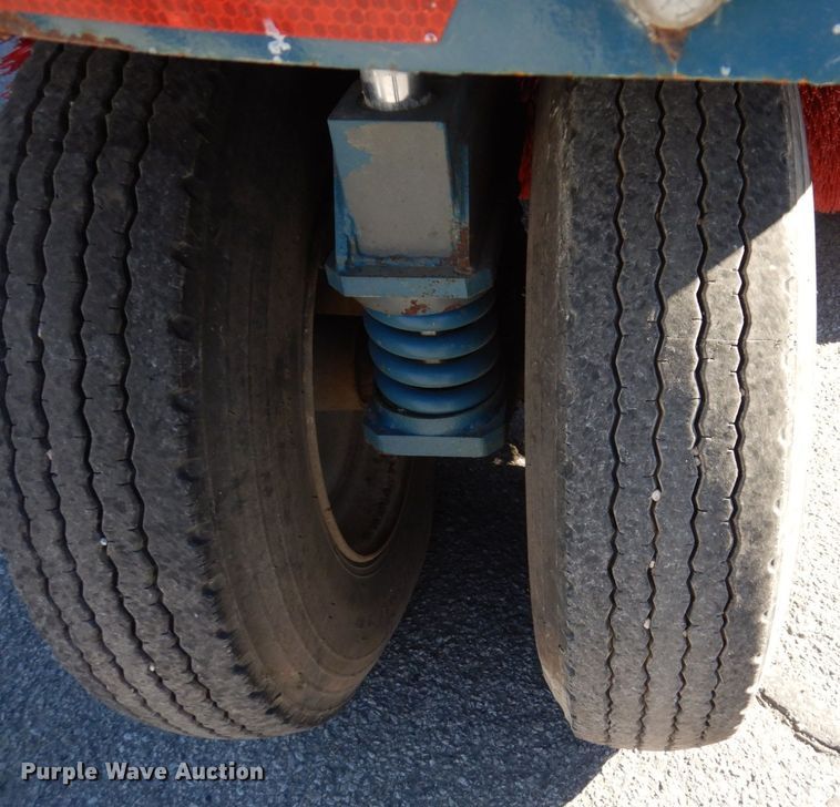 image for item JL9781 1995 Elgin Pelican Series P  street sweeper