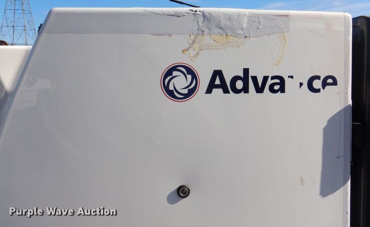 image for item JL9782 2010 Nilfisk Advance RS501  street sweeper