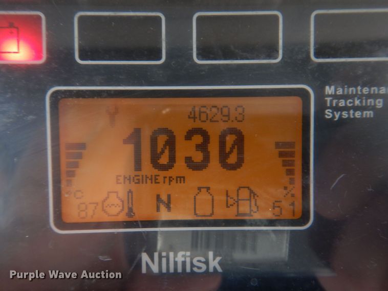 image for item JL9782 2010 Nilfisk Advance RS501  street sweeper