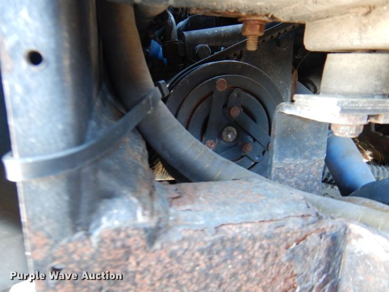 image for item JL9782 2010 Nilfisk Advance RS501  street sweeper