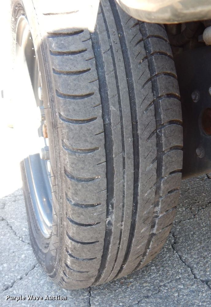 image for item JL9782 2010 Nilfisk Advance RS501  street sweeper