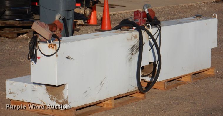 image for item JL9789 (2) Delta Consolidated Industries Inc 498000 auxiliary fuel tanks