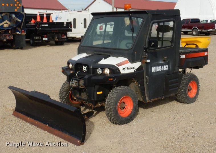 image for item JL9792 2013 Bocat 3400  utility vehicle