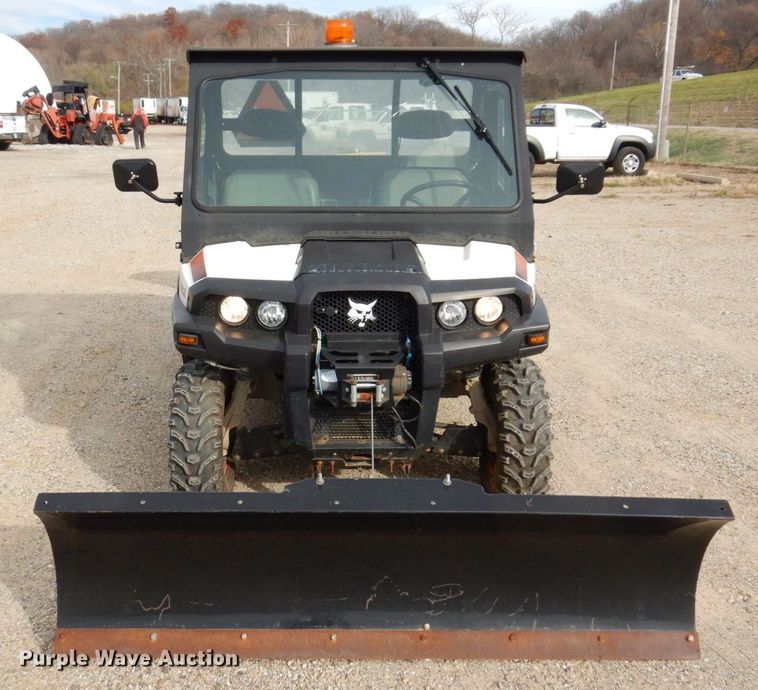 image for item JL9792 2013 Bocat 3400  utility vehicle