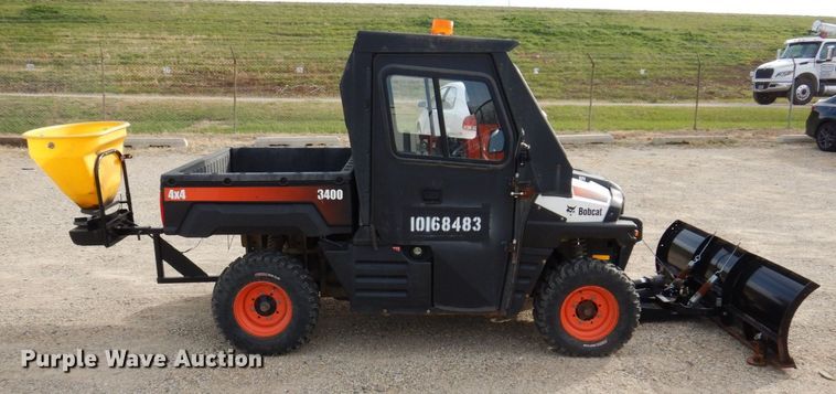 image for item JL9792 2013 Bocat 3400  utility vehicle