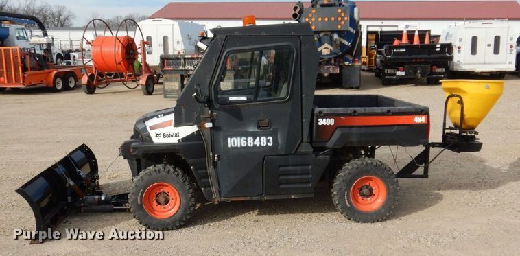 image for item JL9792 2013 Bocat 3400  utility vehicle