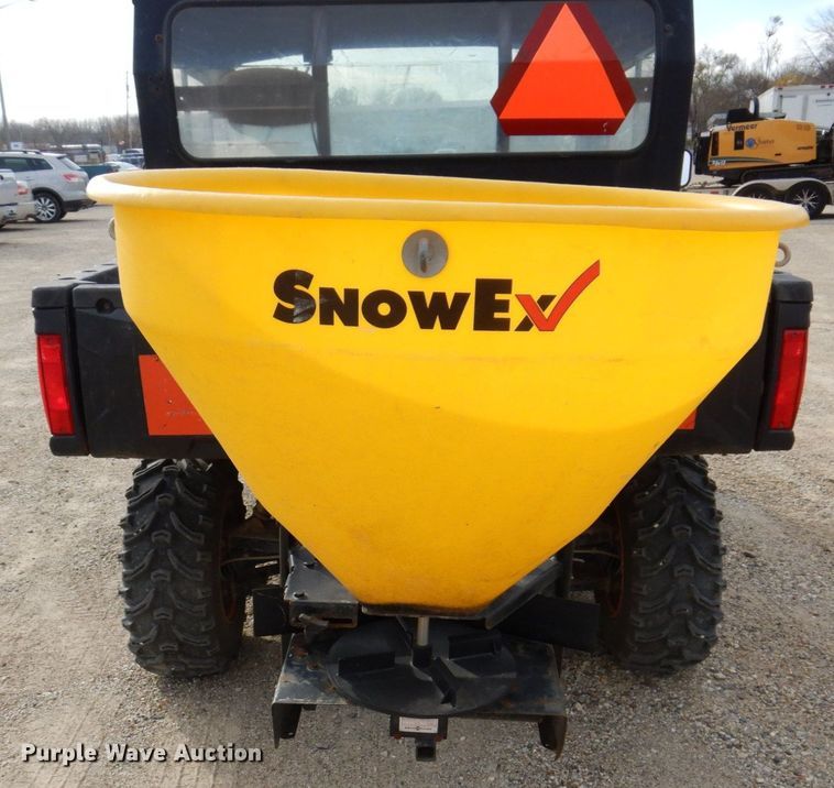 image for item JL9792 2013 Bocat 3400  utility vehicle