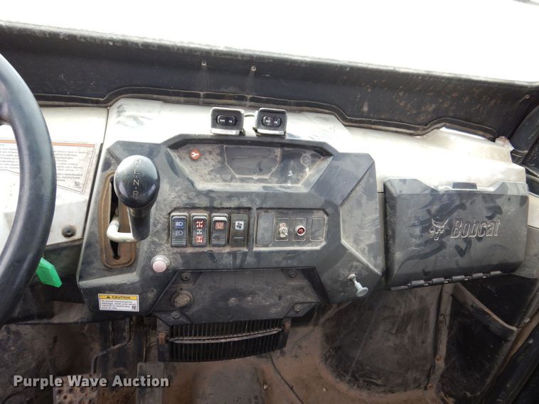 image for item JL9792 2013 Bocat 3400  utility vehicle