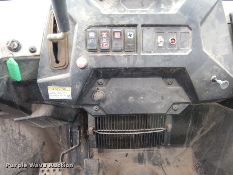 image for item JL9792 2013 Bocat 3400  utility vehicle