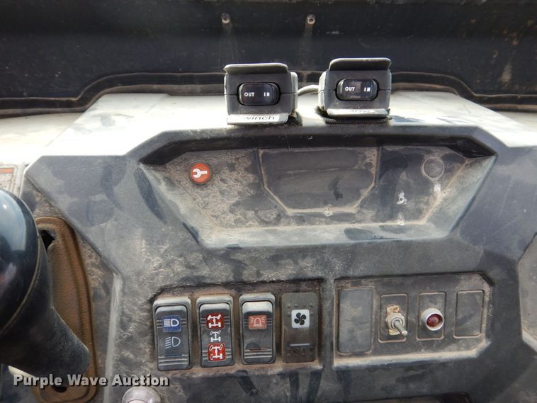 image for item JL9792 2013 Bocat 3400  utility vehicle