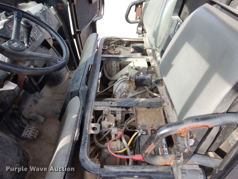 image for item JL9792 2013 Bocat 3400  utility vehicle