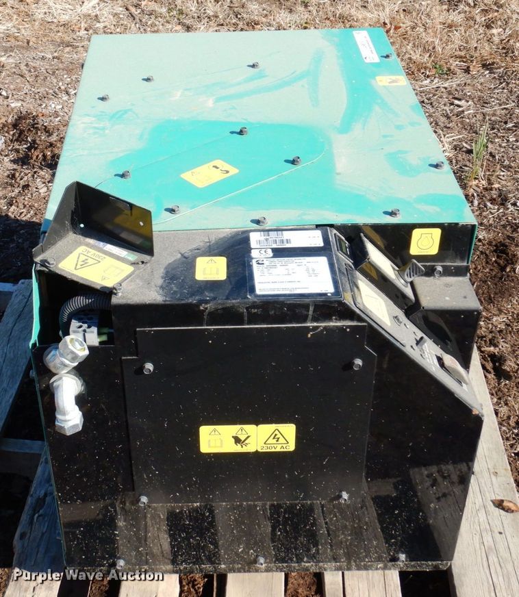image for item JL9819 Cummins Onan 5HDKBB-6880H  generator