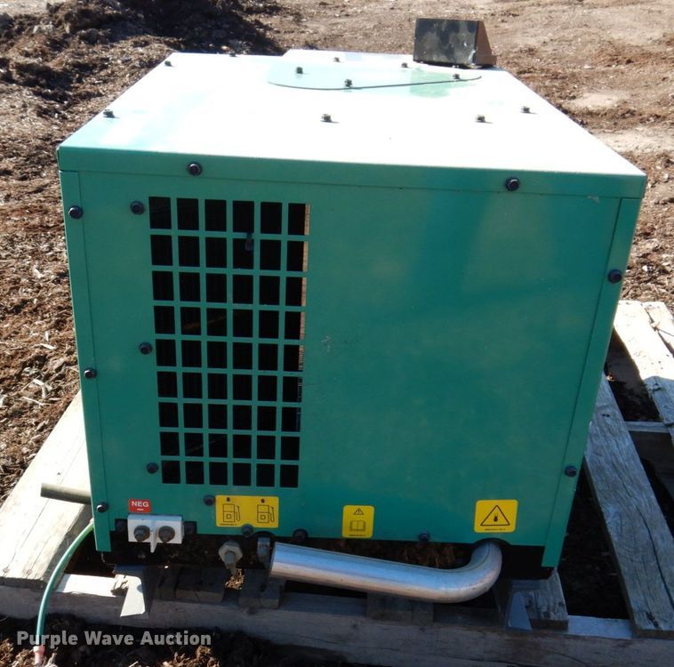 image for item JL9819 Cummins Onan 5HDKBB-6880H  generator