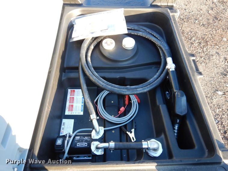 image for item JL9843 (2) 2018 AM Tank 116 auxiliary fuel tanks