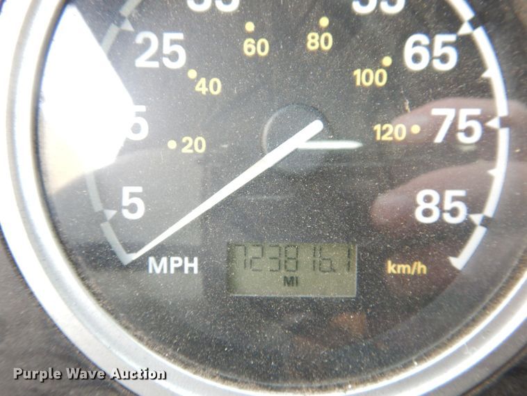 image for item JL9910 2006 Sterling A9500  semi truck