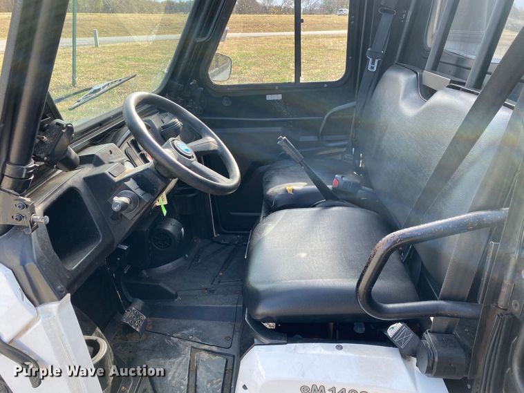 image for item JW9295 2015 Polaris Gem EM 1400 LSV  golf cart