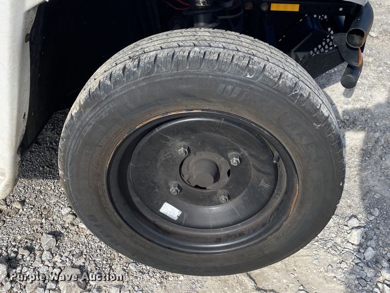 image for item JW9295 2015 Polaris Gem EM 1400 LSV  golf cart