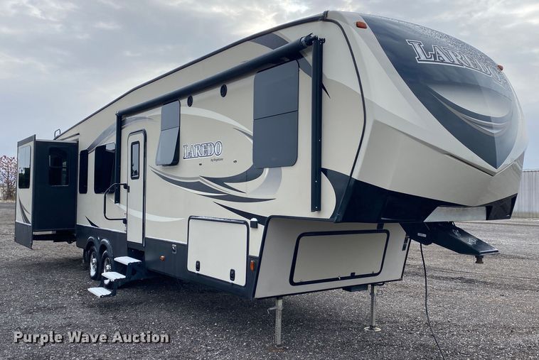 image for item JW9308 2017 Keystone Laredo  camper