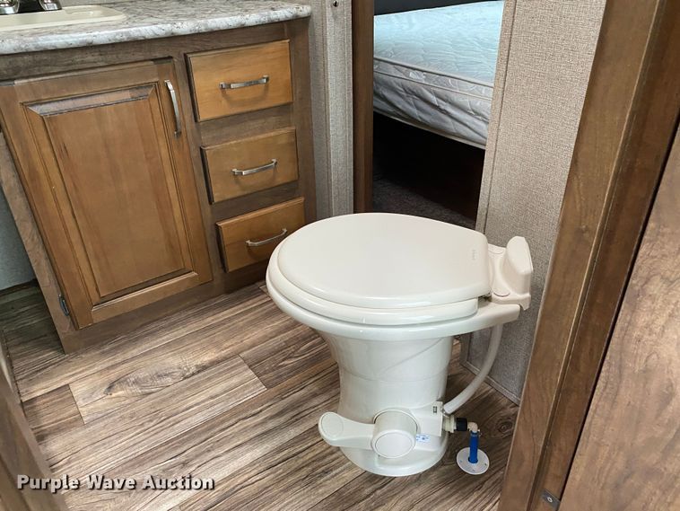 image for item JW9308 2017 Keystone Laredo  camper